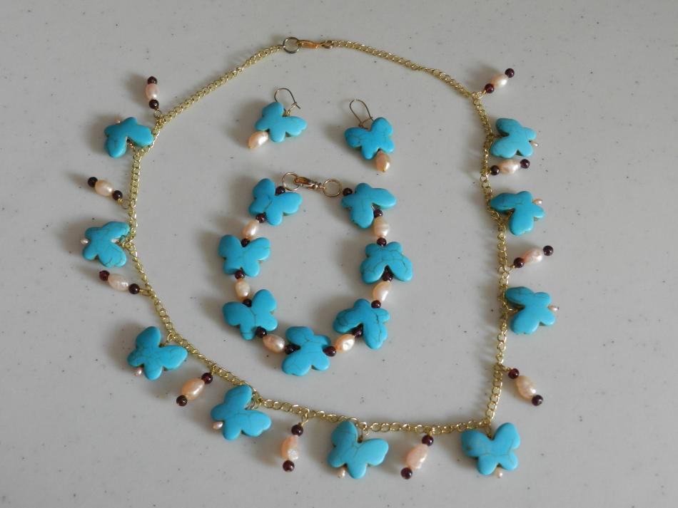 butterfly necklace, earrings & bracelet