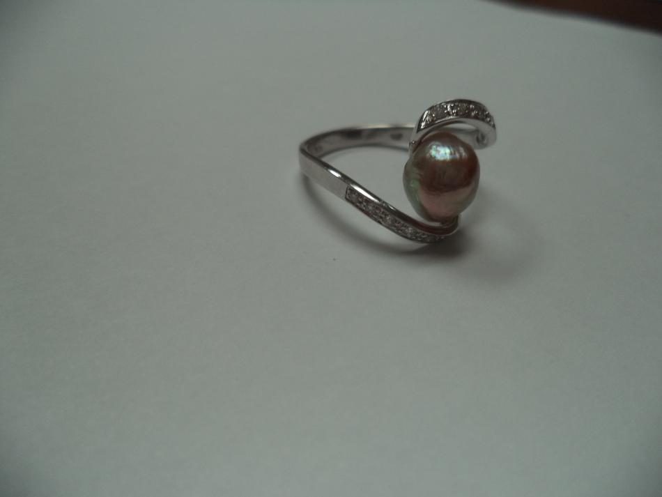 Rare, natural pearl ring by Pearl Paradise