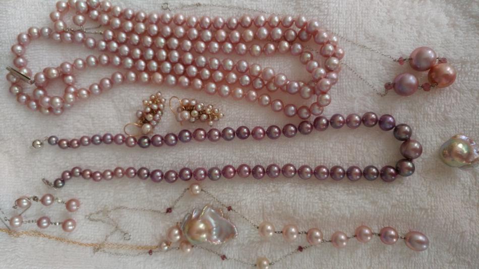 Deep lavender freshwater strand from Pearl Paradise