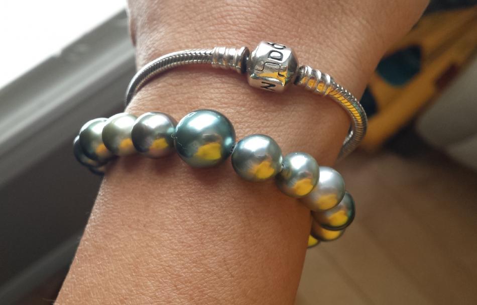 Silver Tahitian pearl bracelet