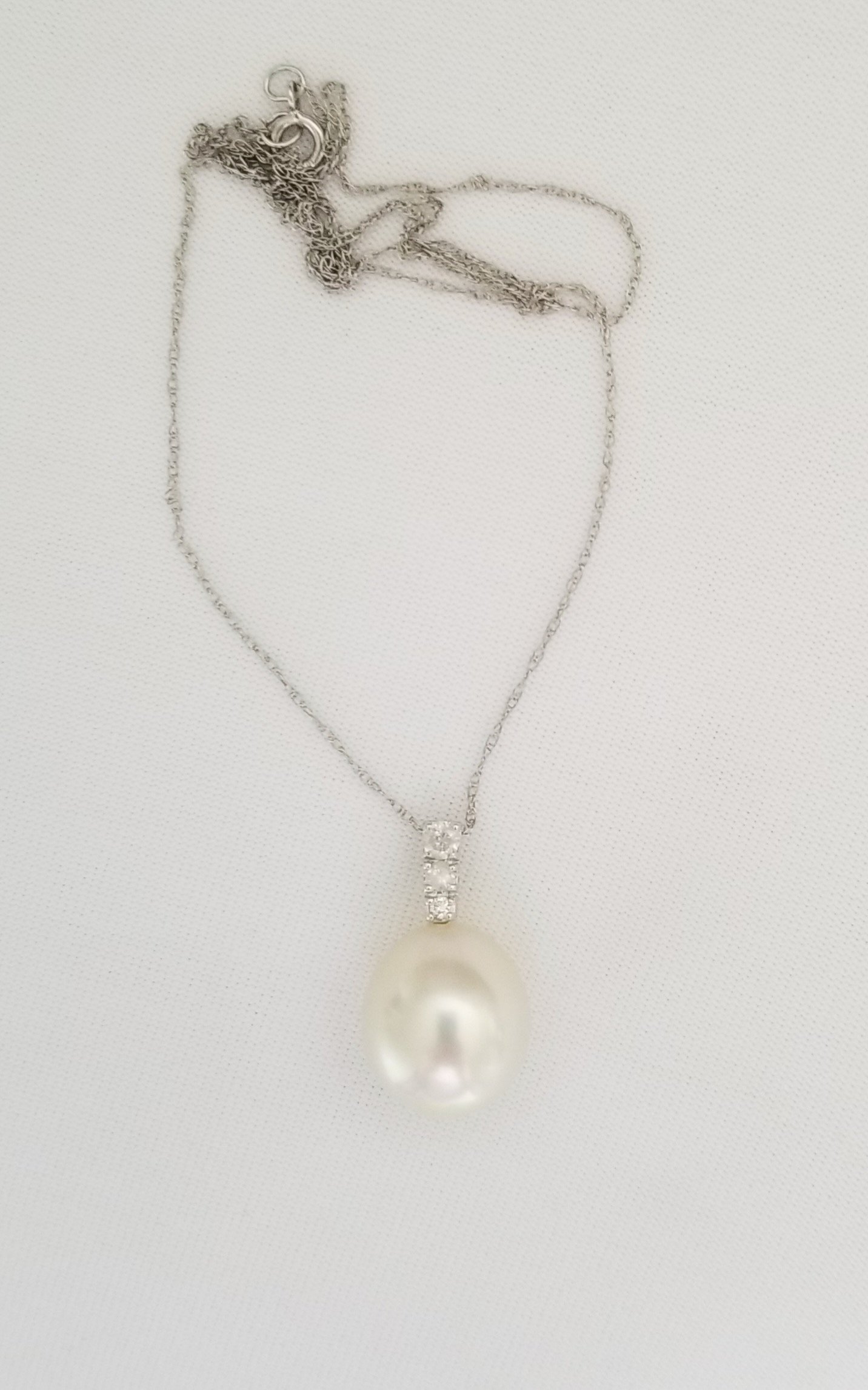 South Sea pearl and diamond pendant
