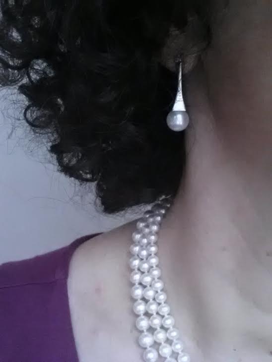 triple graduated metallic freshwater strands from Pearl Paradise paired with Bauhaus earrings