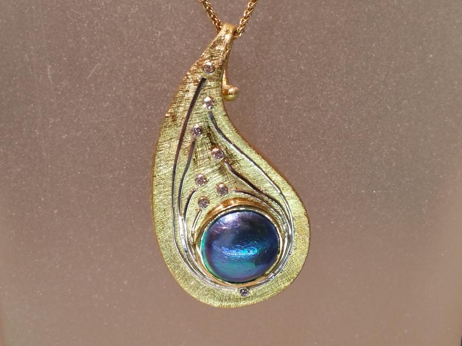 Alishan abalone blue mabe pearl pendant