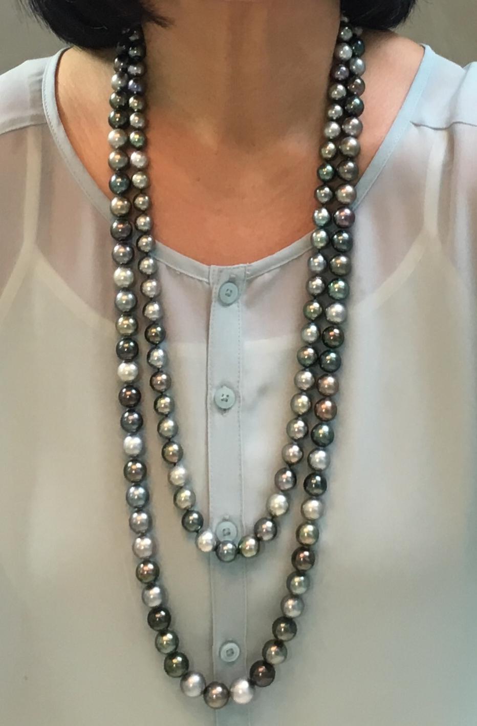 Multicolor Tahitian strand with bracelet extender worn