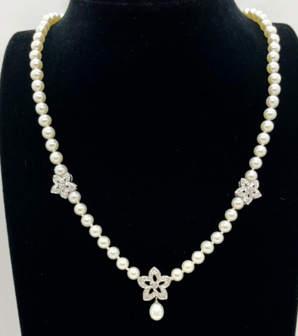 FW pearl necklace.png