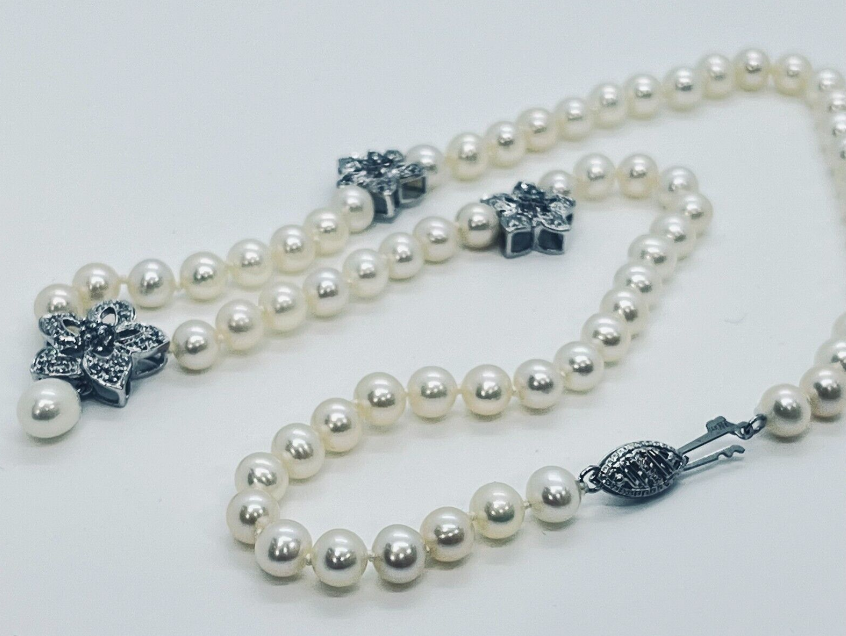 FW pearl necklace white background.png