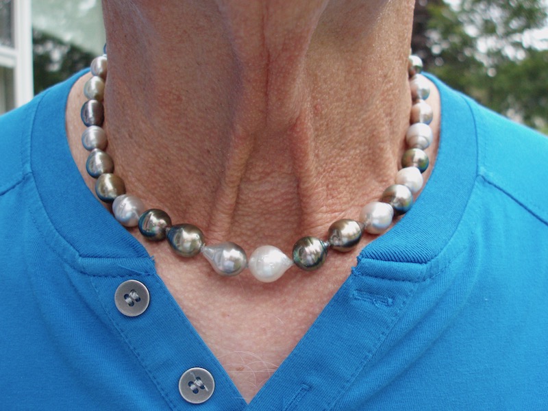 Husband wearing mixed Tahitian necklace