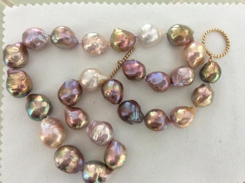 Colorful strand of ripple pearls
