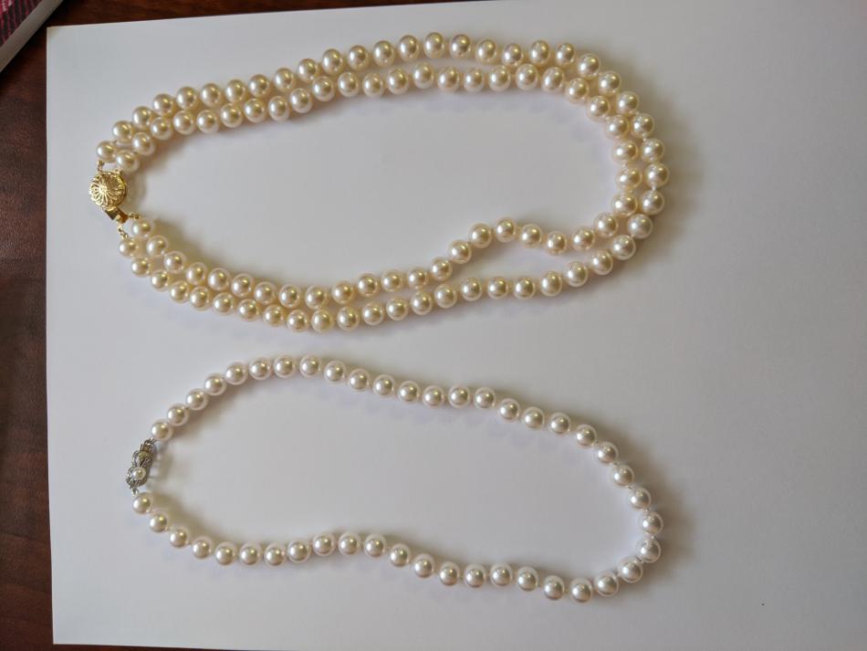 Cream and white pearl strands