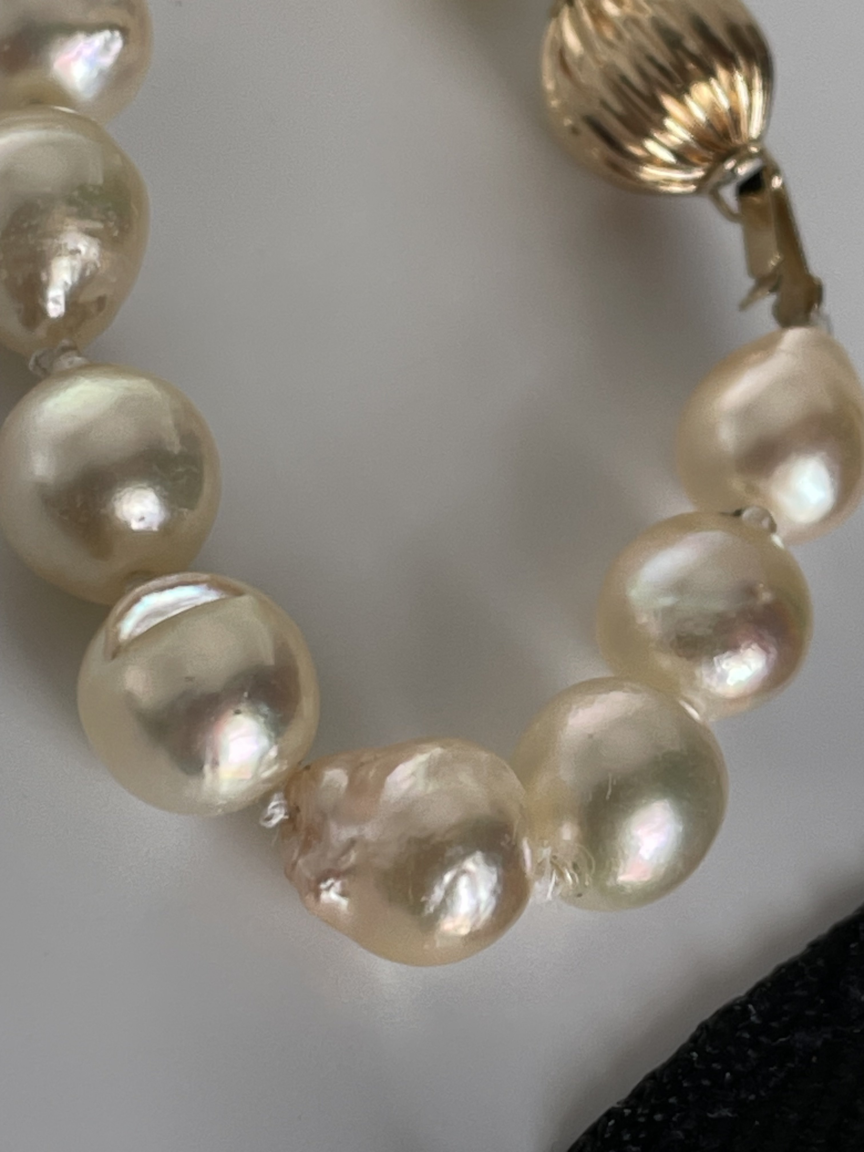 South sea or larger baroque Akoya? | Pearl Education - Pearl-Guide.com