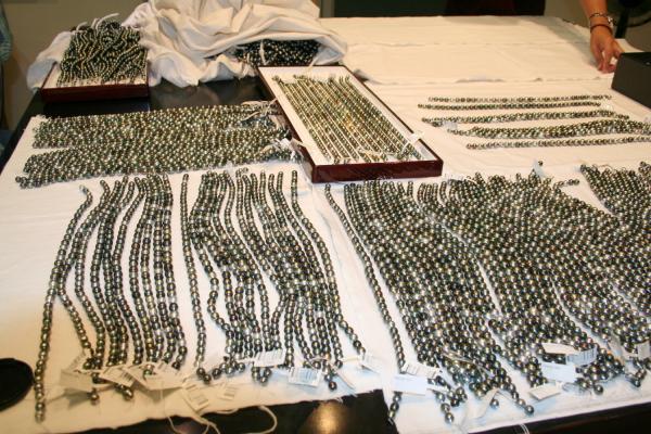So many Tahitian pearl necklaces at Pearl Paradise