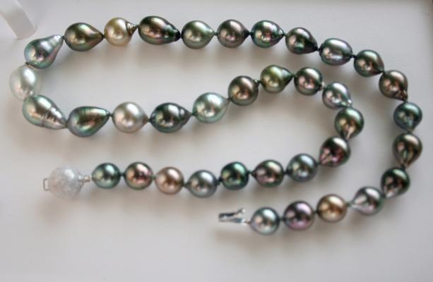 Multicolor Tahitian pearl necklace