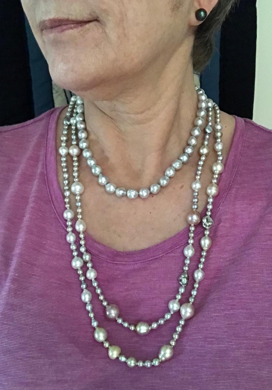 Everything Bagel rope doubled (Kojima) and a blue baroque akoya choker (PP). Black and white Tahitian studs (Kamoka).