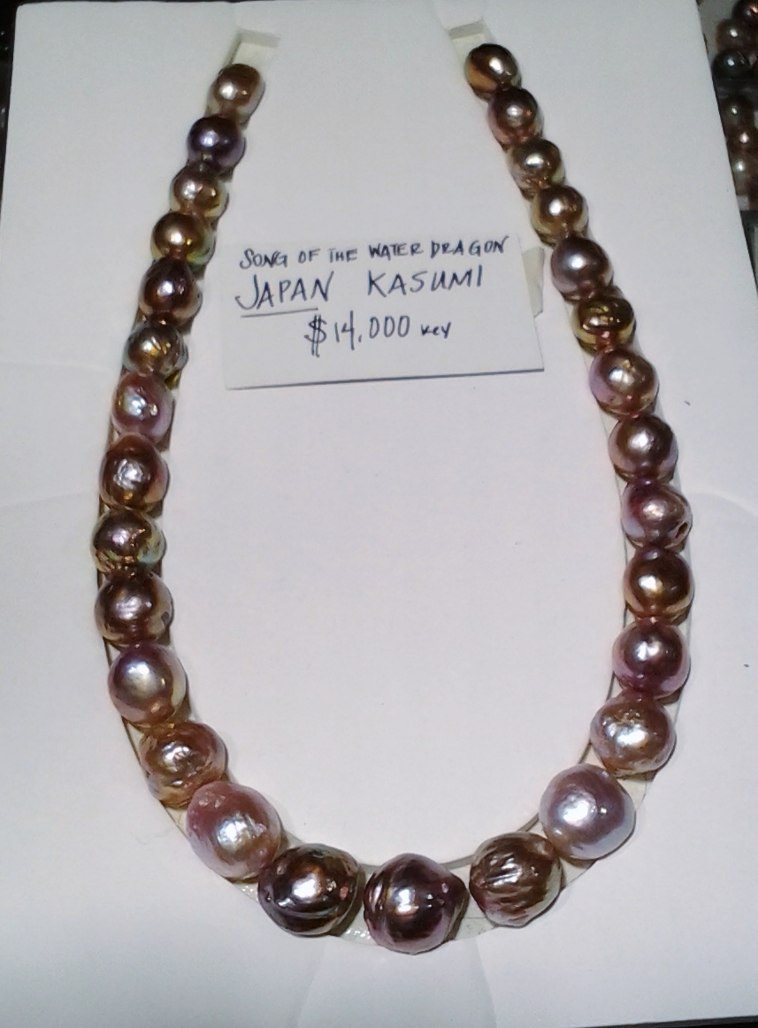 Kasumi Pearl Necklace