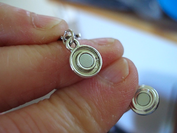 Magnetic extender silver opened small.jpeg
