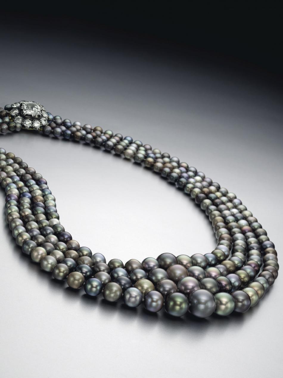 Natural Pearl Necklace Sells for World Auction Record $5.1 Million