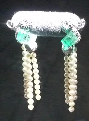 P1140716-paris-26-biennale-VC&A-pearls-earrings.jpg