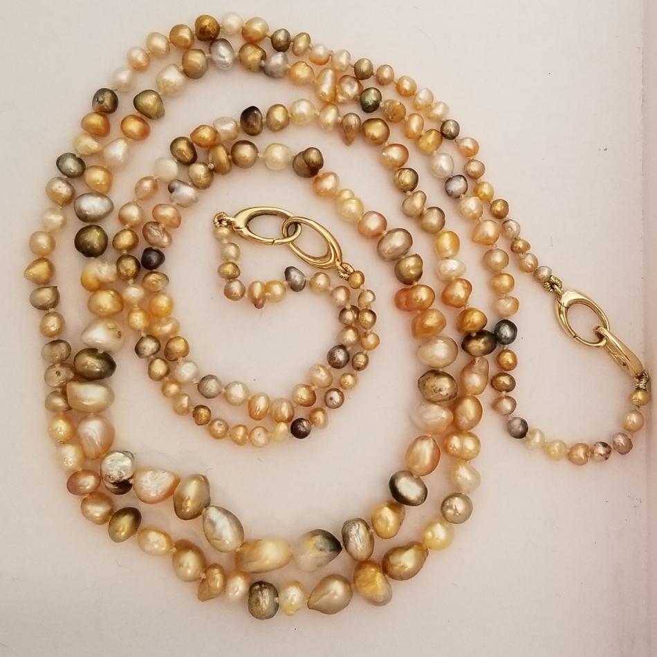 A strand of rare, natural pipi pearls courtesy of Pearl Paradise
