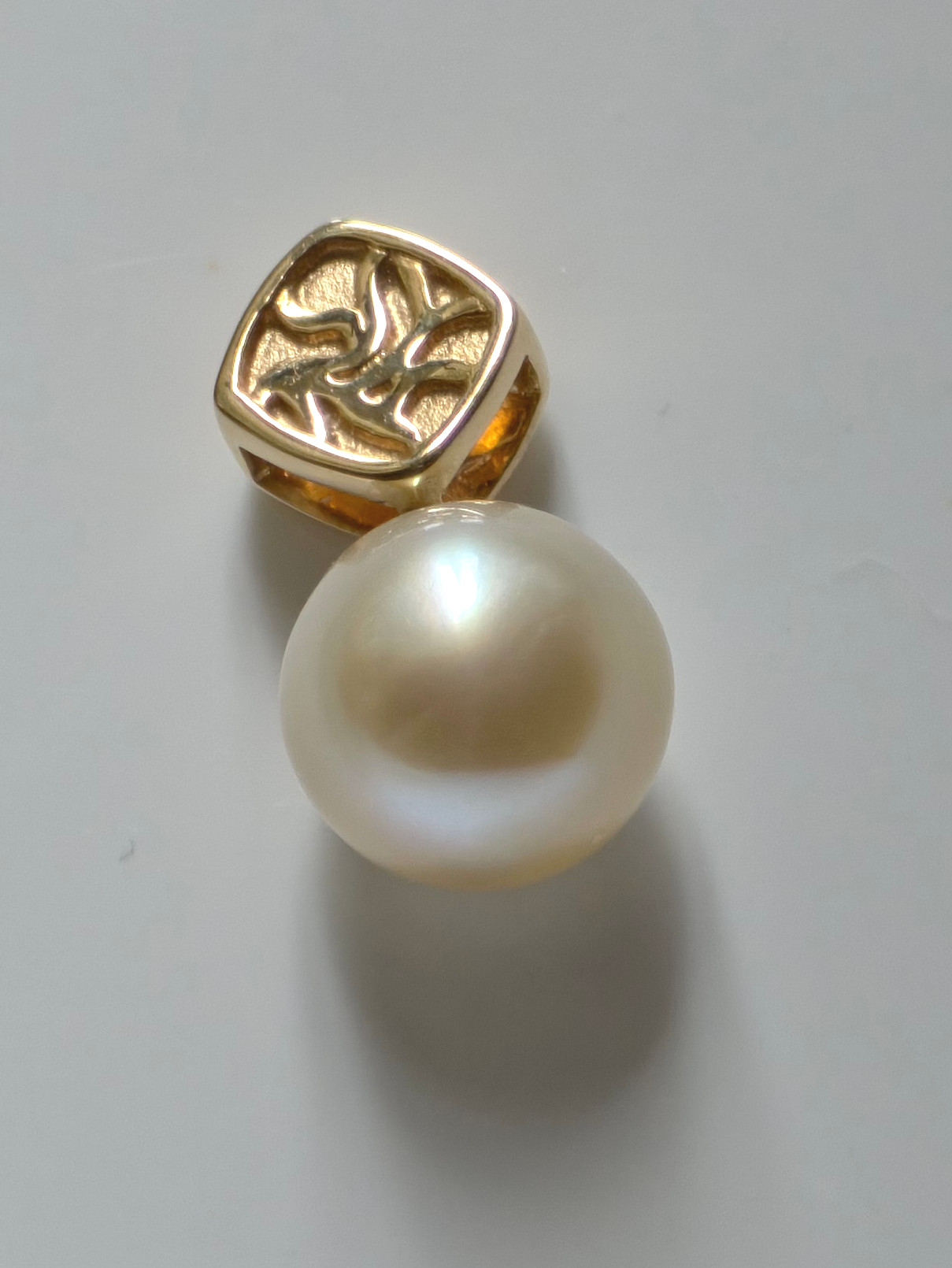 PoA_seagrass_pendant_daylight.jpg