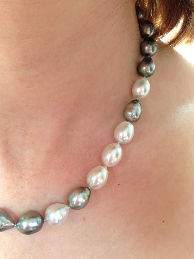 Pearl Paradise silver Tahitian and white South Sea pearl strand