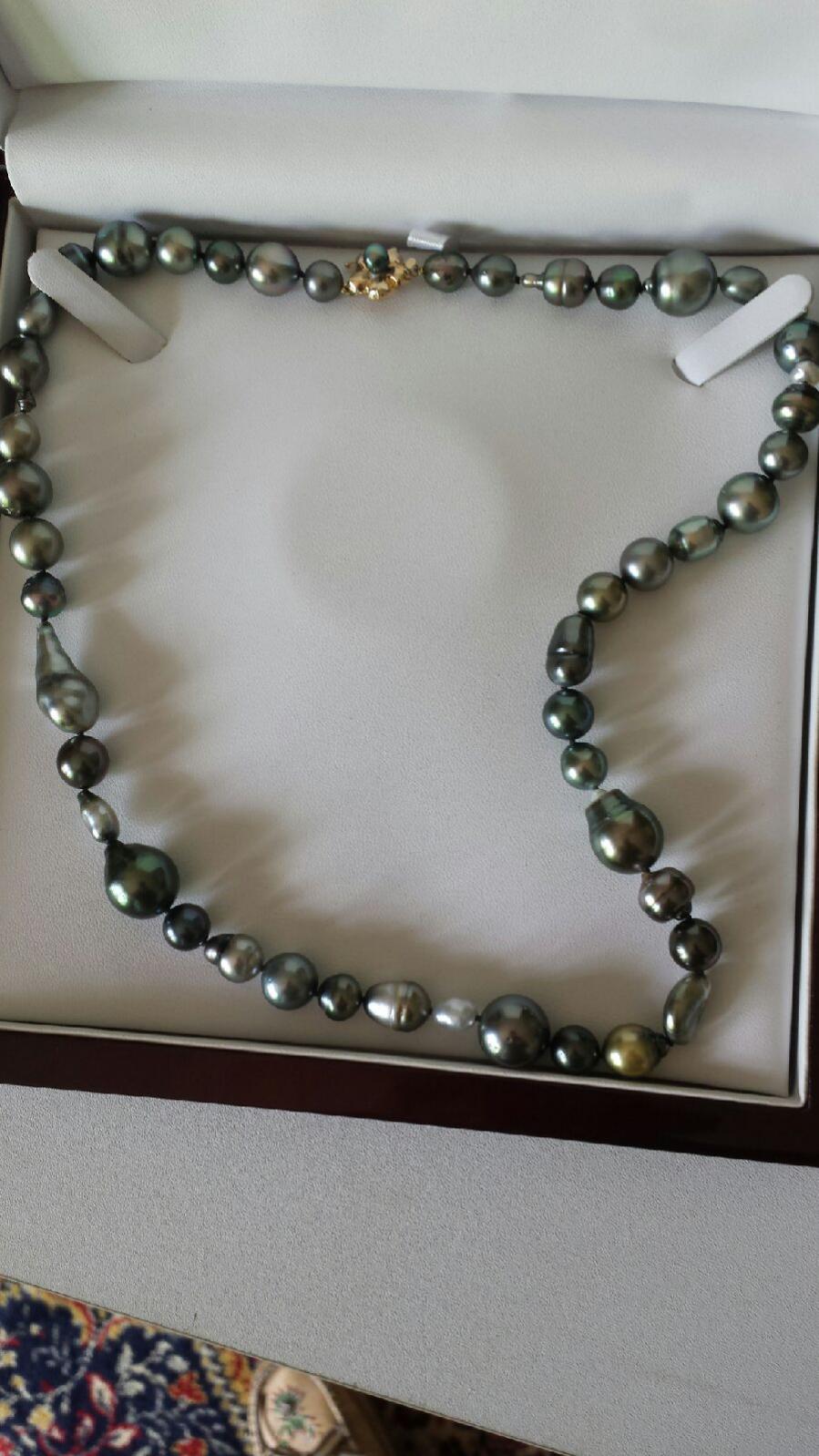 My main treasure is this tahitian harvest necklace from Kamoka
