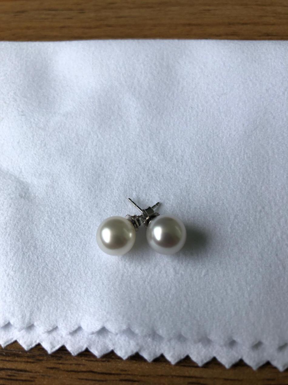 South Sea pearl studs