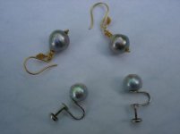pearls2resized.jpg