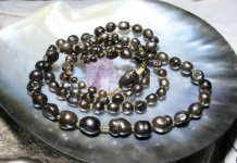 Carolyn Ehret Penn Pearl Necklace.jpg Carolyn Ehret Penn Pearl Necklace.jpg