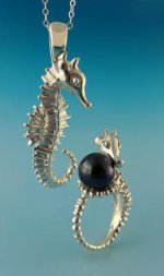 Seahorse Pendant and Ring 8.jpg