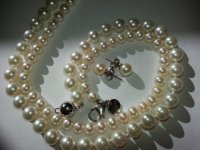 pearls3.jpg