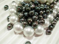 big pearls w tahitians.jpg