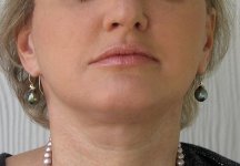 tahitian earrings on 1.jpg