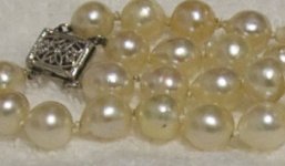 pearl necklace b2.jpg