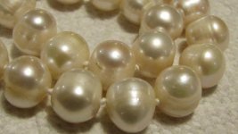 pearl necklace 12mm 585 14K gold close 2.jpg