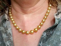 Neck shot of the 22kt gold with green overtones