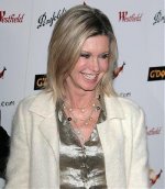 olivia_newton-john_1727965.jpg