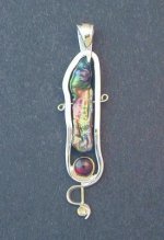 #2PendBlkBwaGarn-1.jpg