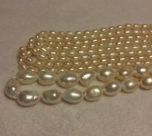white pearls.jpg