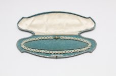 Lin-Cheung-carved--Pearl-necklace-chain_800.jpg