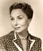 Agnes Moorehead.jpg