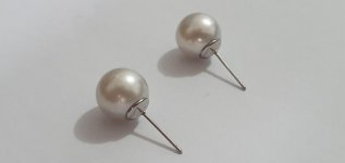 Pearls at another angle