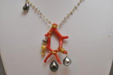coral necklace1.jpg