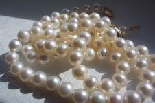 White freshwater pearl set from Pearl Paradise