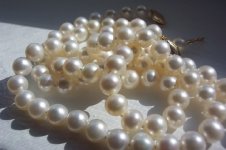 White freshwater pearl set from Pearl Paradise