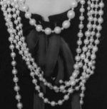 coco-chanel-pearls-close-up.jpg