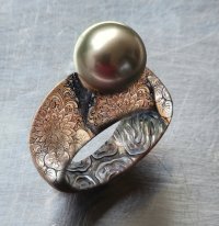 projet mother of pearl and pearls chinese or tahiti.jpg