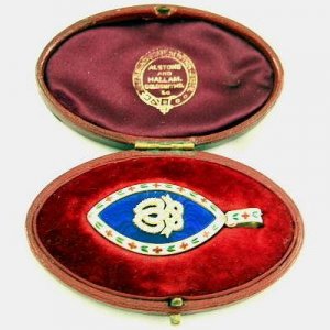 Georgian Enamel & Seedpearl Locket In Box