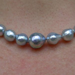 Natural color baroque akoyas from Pearl Paradise