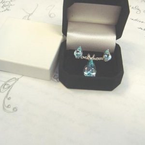 Stone Setting - Brazilian Aquamarines from H.Stern / 5.00ct Pendant & 1.50cts each Pear Shape Earrings