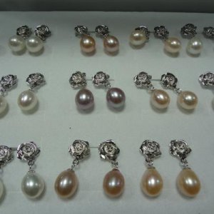 fashion rose shape pearl earrings